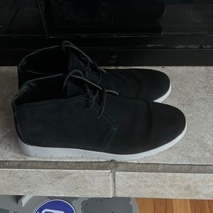 Mens UGG’s Chukka boots